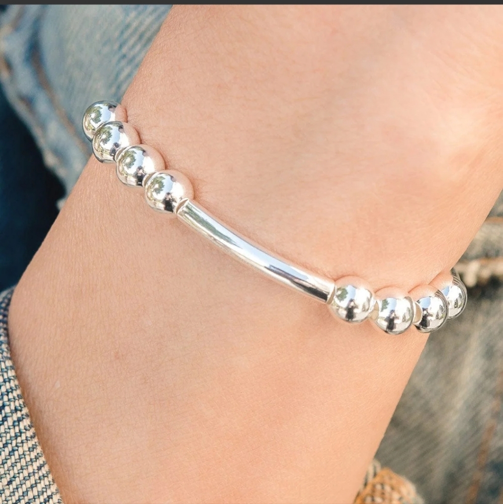 Lizzy James Lori Silver Stretch Bracelet